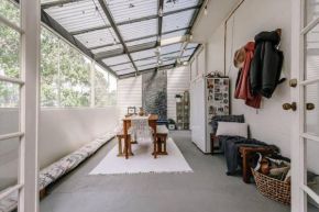 Byrne House - Modern-rustic Luxury Fireplace, Mt Gambier